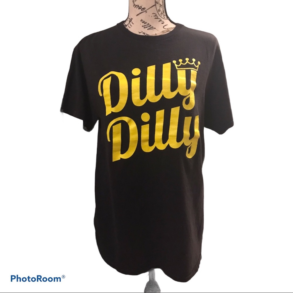Budweiser Dilly Dilly Graphic T-Shirt /Medium /Black & Yellow /Unisex